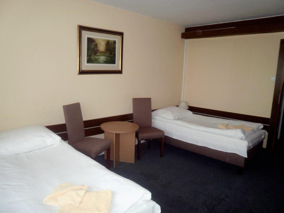 Aparthotel Olimpia à Poznań Extérieur photo